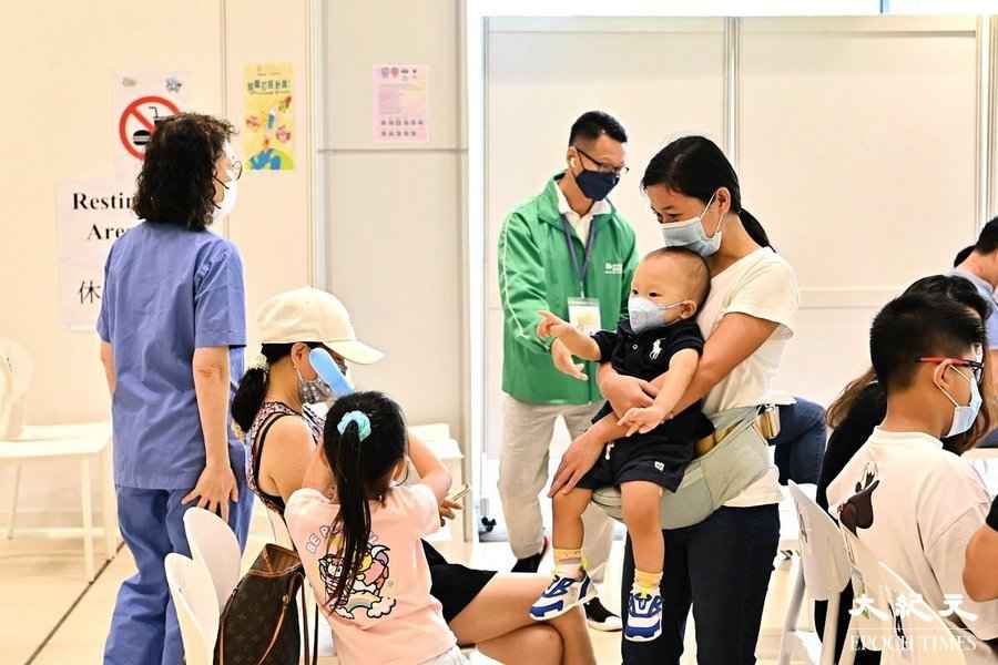 中國疫情升溫 多名二陽患者談染疫經歷