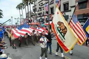 美西最大獨立日遊行首次在南加州回歸（多圖）