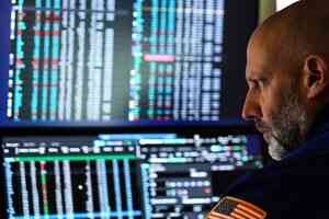 中東局勢緩和 標普首破7100點 油價暴跌