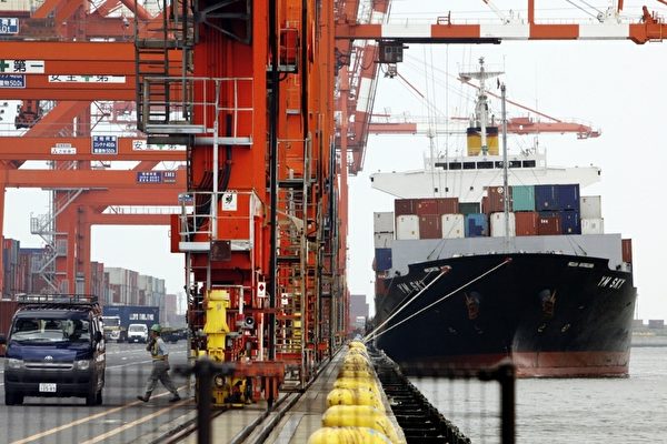 日本出口連續七個月增長 實現貿易順差