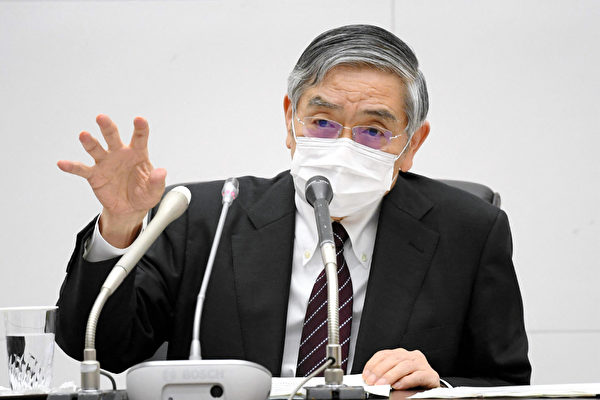 日本央行總裁黑田東彥說，日本央行的資產擴張不會影響央行保持貨幣政策和金融體系穩定的能力。資料照。（STR / JIJI PRESS / AFP）
