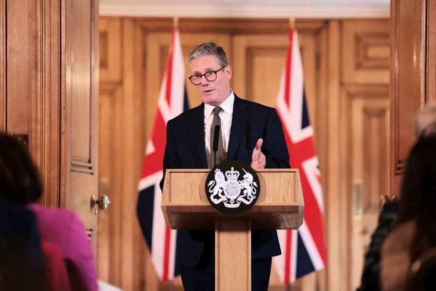 英國遣送非法移民至盧旺達計劃 新首相叫停