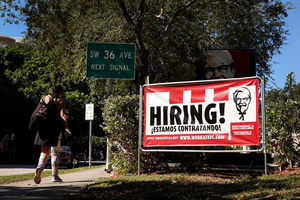 美國上周首次申請失業救濟金人數意外下降