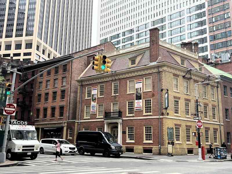 從曼哈頓古酒館走進250年前美國建國歷史