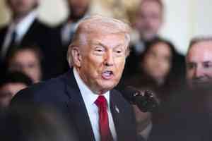 特朗普透露對伊朗新領導層和古巴未來構想