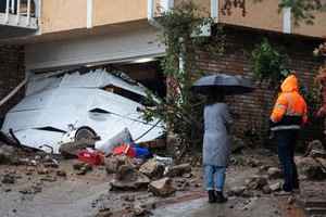 風暴吹襲美國加州 洛杉磯豪宅區遭泥石流衝擊
