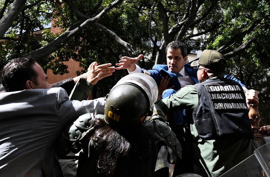 委內瑞拉鬧雙胞議長 美擬再制裁馬杜羅政權