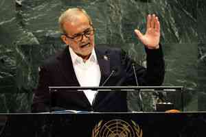 哈梅內伊喪命 伊朗任命臨時領導人