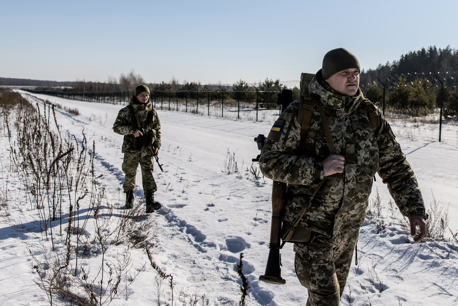 俄羅斯稱撤回部份軍隊 英美北約謹慎反應
