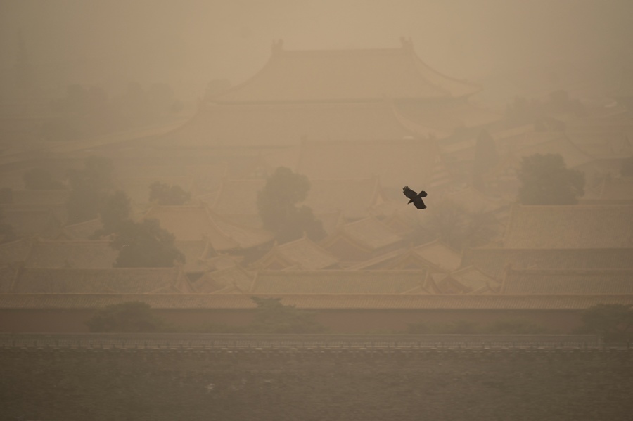 【多圖】沙塵暴吹襲北京 黃沙籠罩白日無光