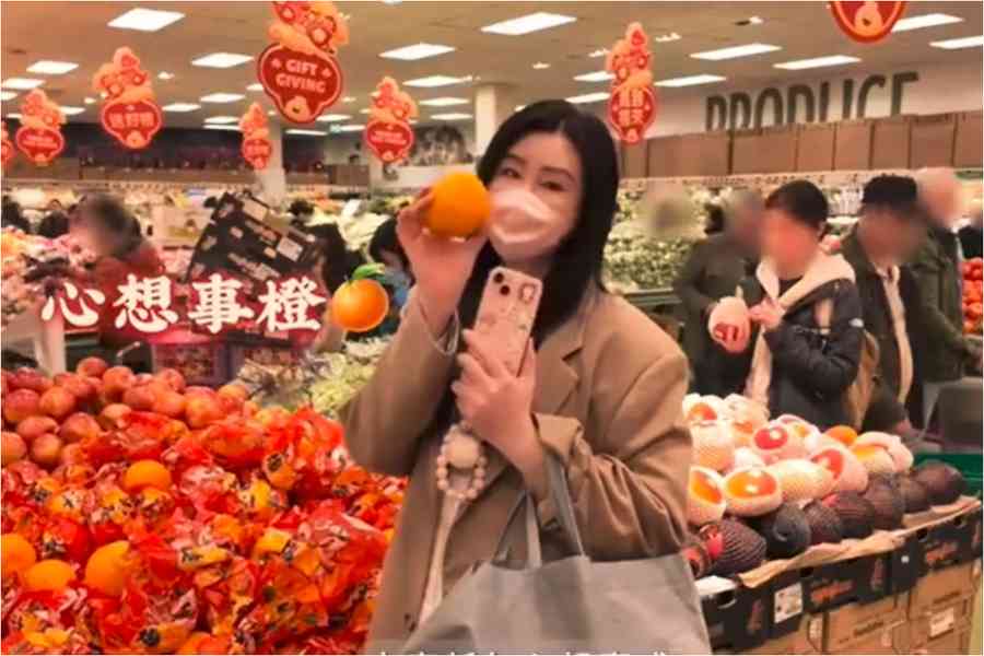 王祖賢本命年買年貨 顯得格外重視和興奮