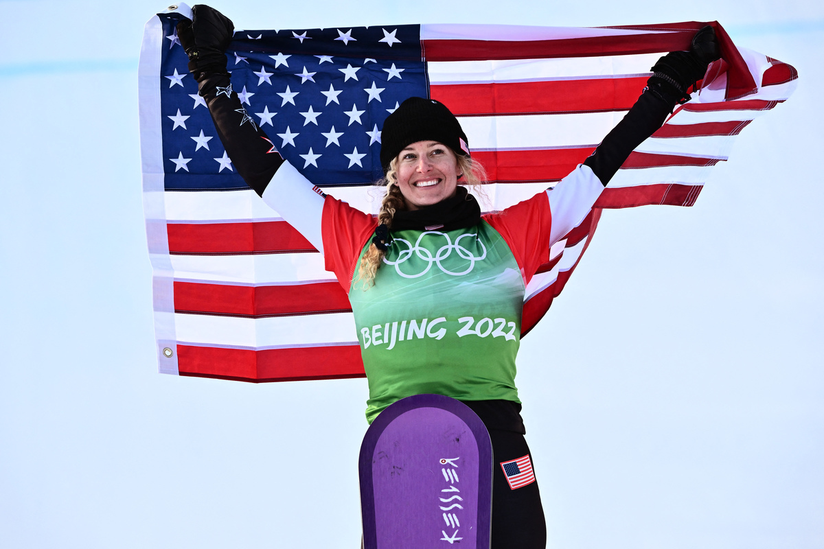 2022年2月9日，在奧運女子雪板障礙賽中，美國選手Lindsey Jacobellis奪金。（Marco BERTORELLO/AFP）