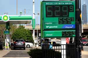 美國油價再次飆升 專家分析高油價將持續