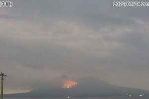 日本九州櫻島火山噴發 警戒提至最高5級