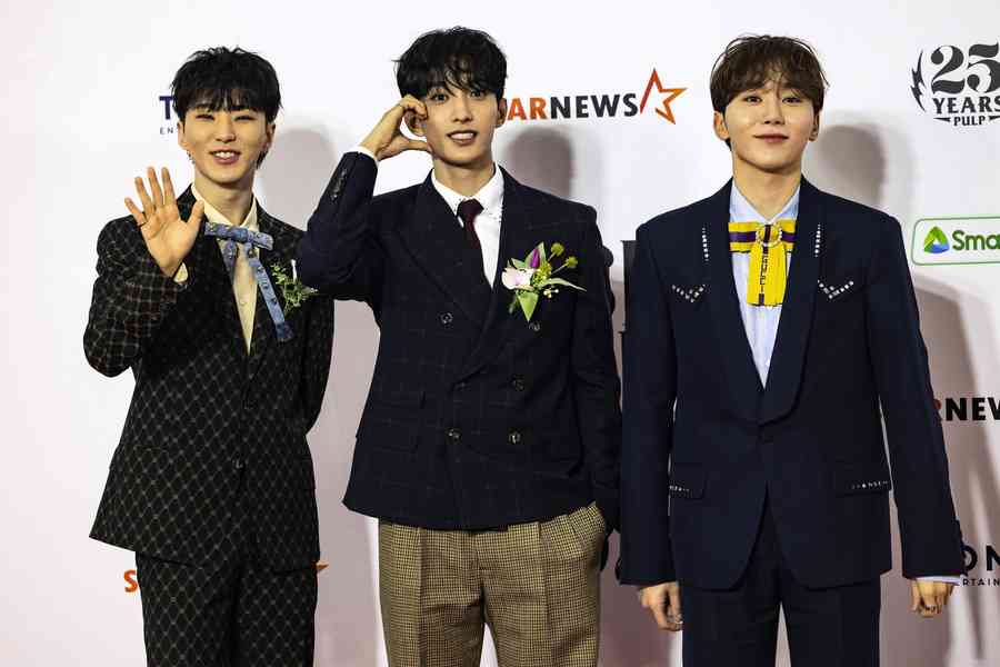HOSHI入伍前捐1億韓圜 發新曲暖心告白
