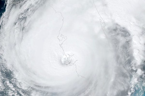 颶風伊恩的風眼。（Agustin Paullier/RAMMB/AFP）