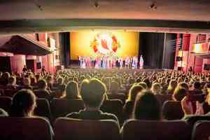 神韻悉尼一天兩場大爆滿 商業精英盛讚