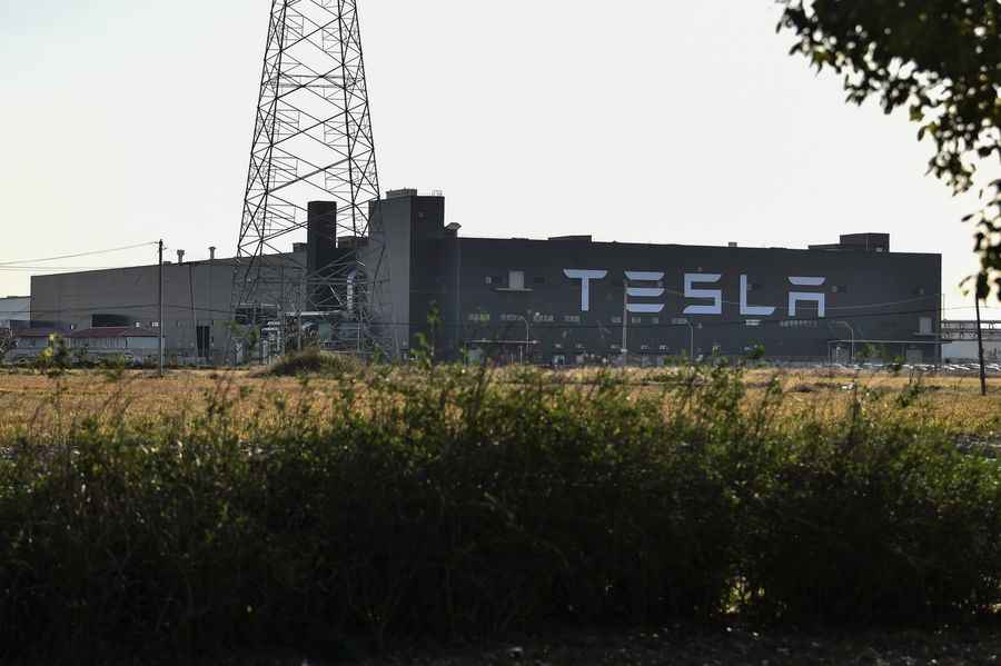 鎖定非中資供應源 Tesla與必和必拓簽鎳協議