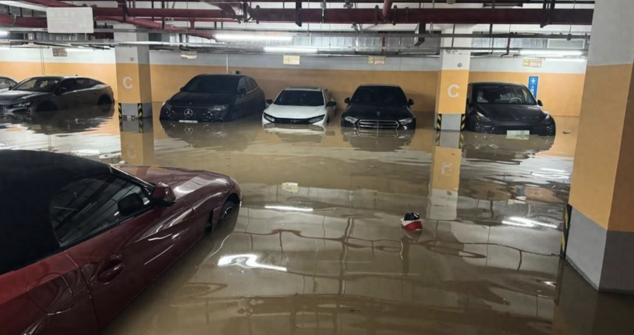 廣東一地下車庫遭黃泥水倒灌 天災人禍所致？