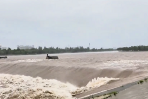 王維洛:中國的暴雨