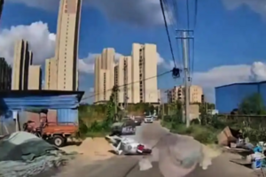 湖北女子騎車摔倒 相隔7米司機被判負責惹議