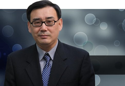 在澳洲籍華裔作家楊恆均被拘押兩年多之後，北京中院將在2021年5月27日開庭審理他被指控的間諜案。（NTDTV）