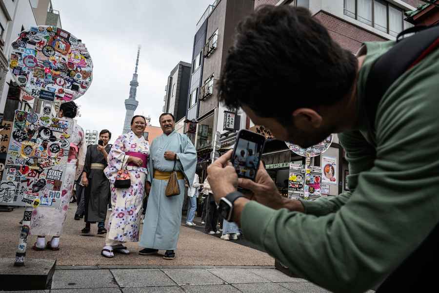 日本或考慮取消對外國遊客免稅購物上限