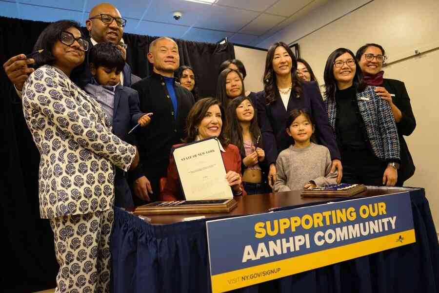 霍楚簽署亞太裔教育平權法案 將全面檢視歷史課綱