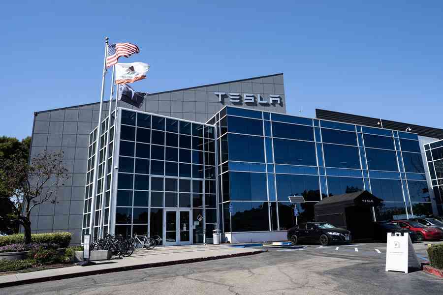 Tesla主要投資者拒絕馬斯克1兆美元薪酬協議
