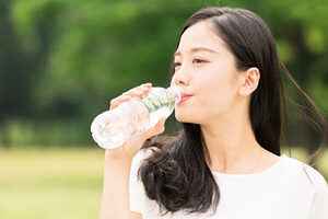 喝冷水或室溫水的七個驚人事實 你一定要了解