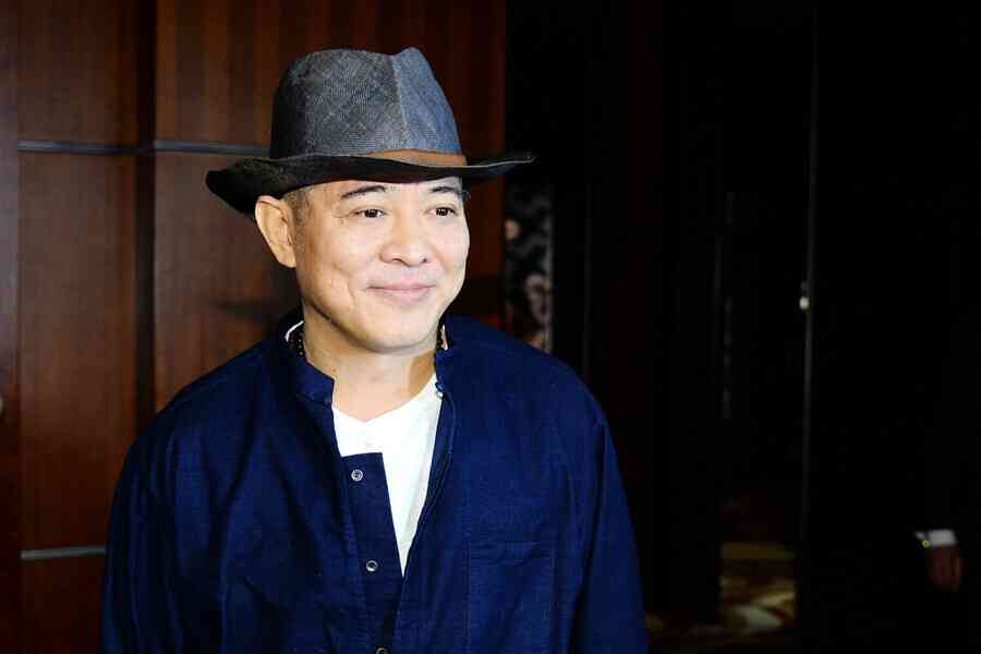 李連杰被傳接受心臟移植 拍影片闢謠遭質疑