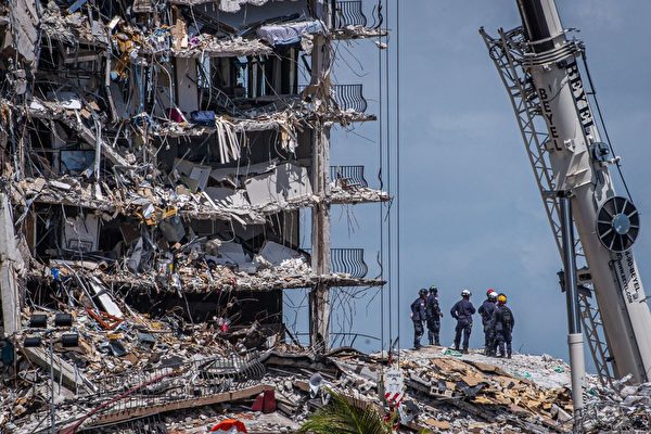 佛州大樓倒塌事件，死亡人數升至9人。（GIORGIO VIERA/AFP via Getty Images）