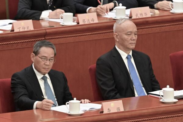 李燕銘：兩會三天三大異常 習權力危機再現？