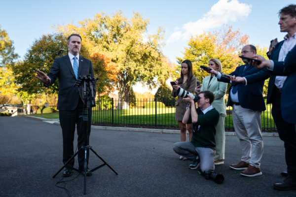 美墨同意就修訂《美墨加協定》展開談判
