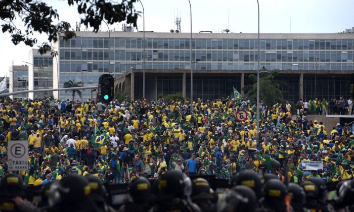 【名家專欄】巴西的政治動盪為何與美國相似