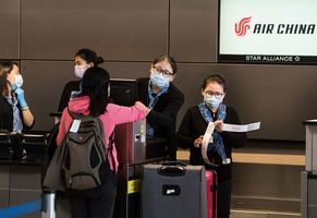美國考慮收緊中國旅客入境防疫措施