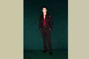 肖戰等四男星微博之夜撞衫 網民：搞成批發了