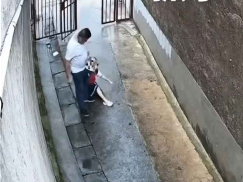 遭陌生男子拖入小巷 湖南6歲女童嚇得大哭