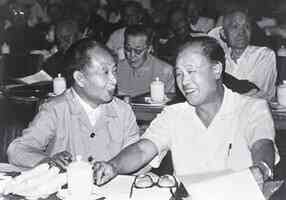 王友群:胡耀邦被趕下台的「批鬥會」