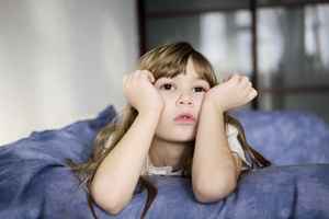 兒童失眠症可延續到成年 父母早干預助緩解
