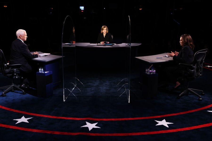 美副總統辯論共9個議題 彭斯7個佔上風