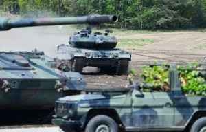 烏克蘭士兵把「豹式坦克」與「平治」類比 盼在戰爭中帶來突破