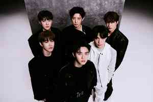 EXO為紀念正規8輯 在首爾開限定快閃店