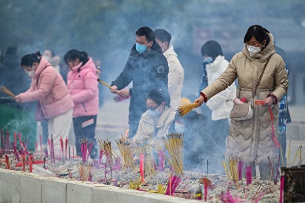 經濟不安賭一把 大陸彩票8月銷售暴增53%