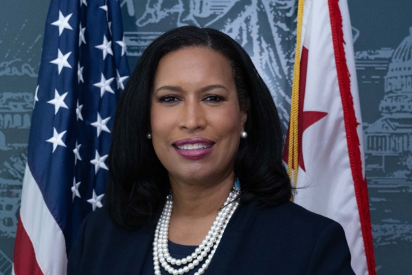 神韻成立20周年 美國首都華盛頓市長祝賀