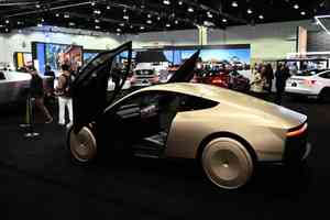 讓Tesla損失1.7億 上海車頂維權車主判賠17萬