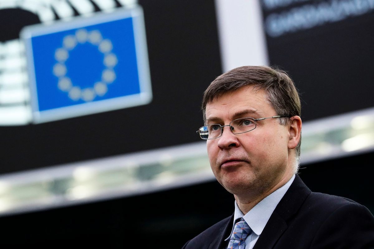 歐盟委員會執行副主席、貿易專員瓦爾迪斯‧東布羅夫基斯（Valdis Dombrovskis）2022年1月27日宣布，歐盟在世界貿易組織（WTO）就中國對立陶宛的「歧視性」貿易行為提出訴訟。資料照。（JULIEN WARNAND/POOL/AFP via Getty Images）