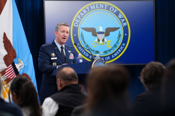 伊朗國防工業根基被摧毀 凱恩將軍詳述情況