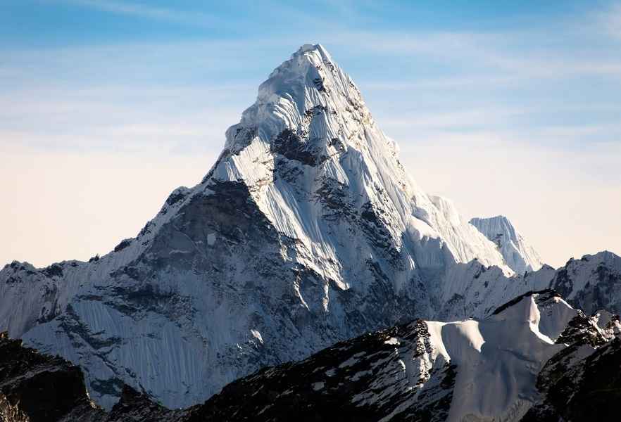 英前特種兵登山隊倫敦出發 僅5天登頂珠峰