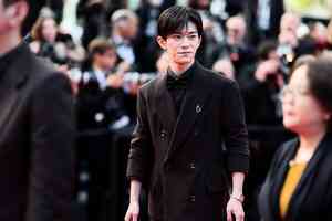 中戲院長郝戎被查 易烊千璽當年藝考成績惹議